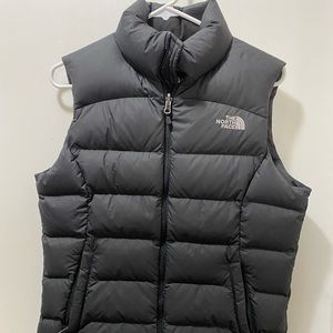 North Face women’s 700 vest Medium